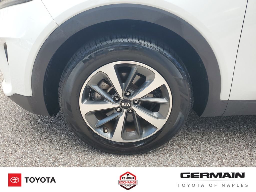 Used 2019 White Kia EX image 14