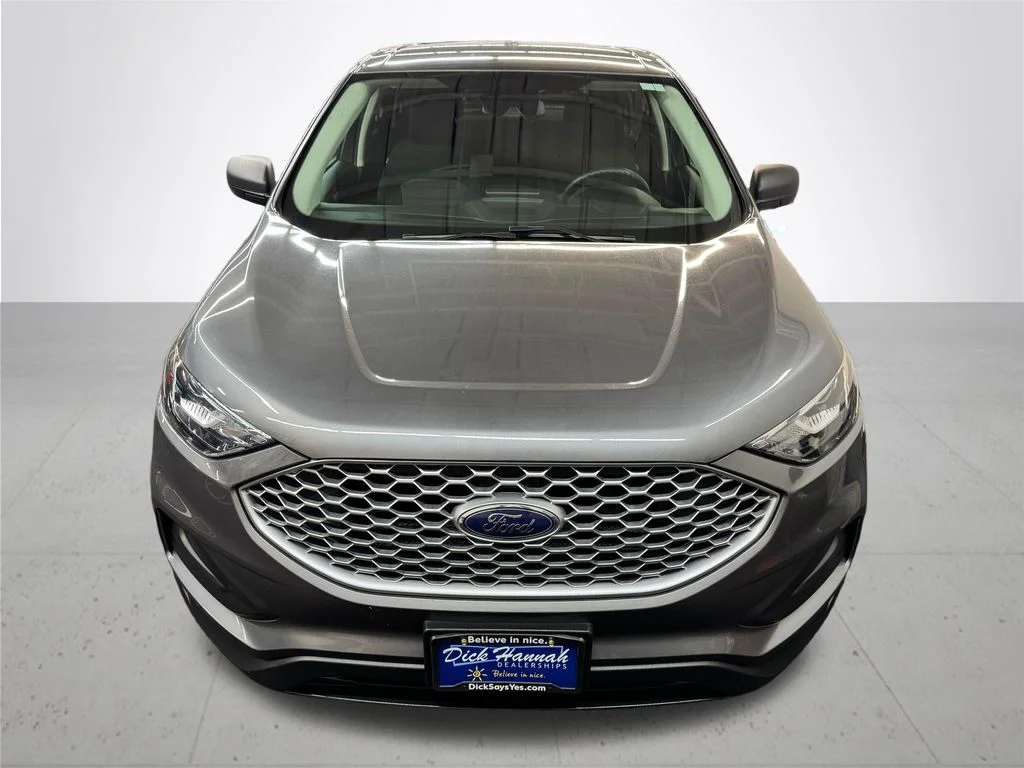 Used 2024 Gray Ford SE image 11