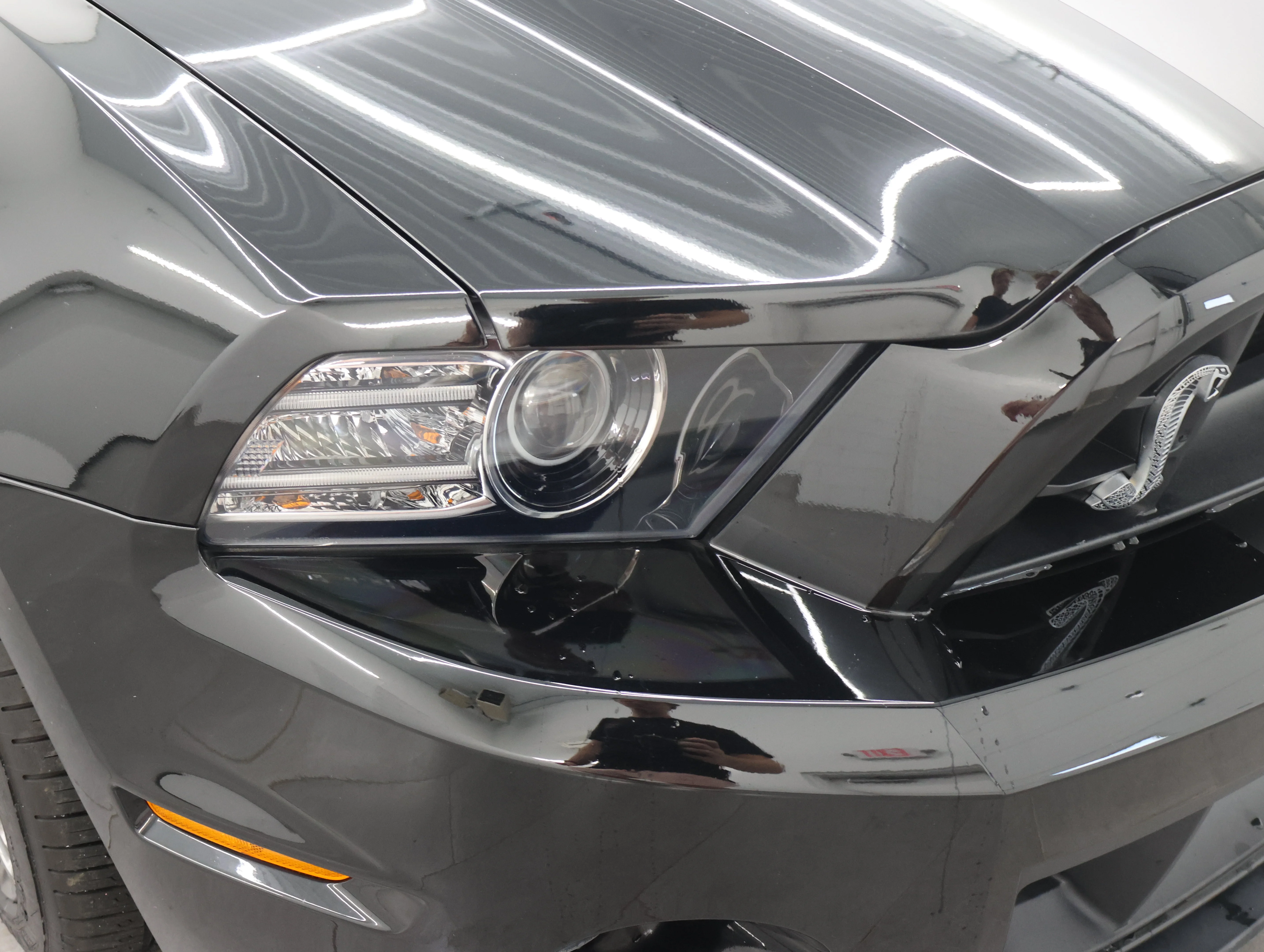 Used 2014 Black Ford Shelby GT500 image 21