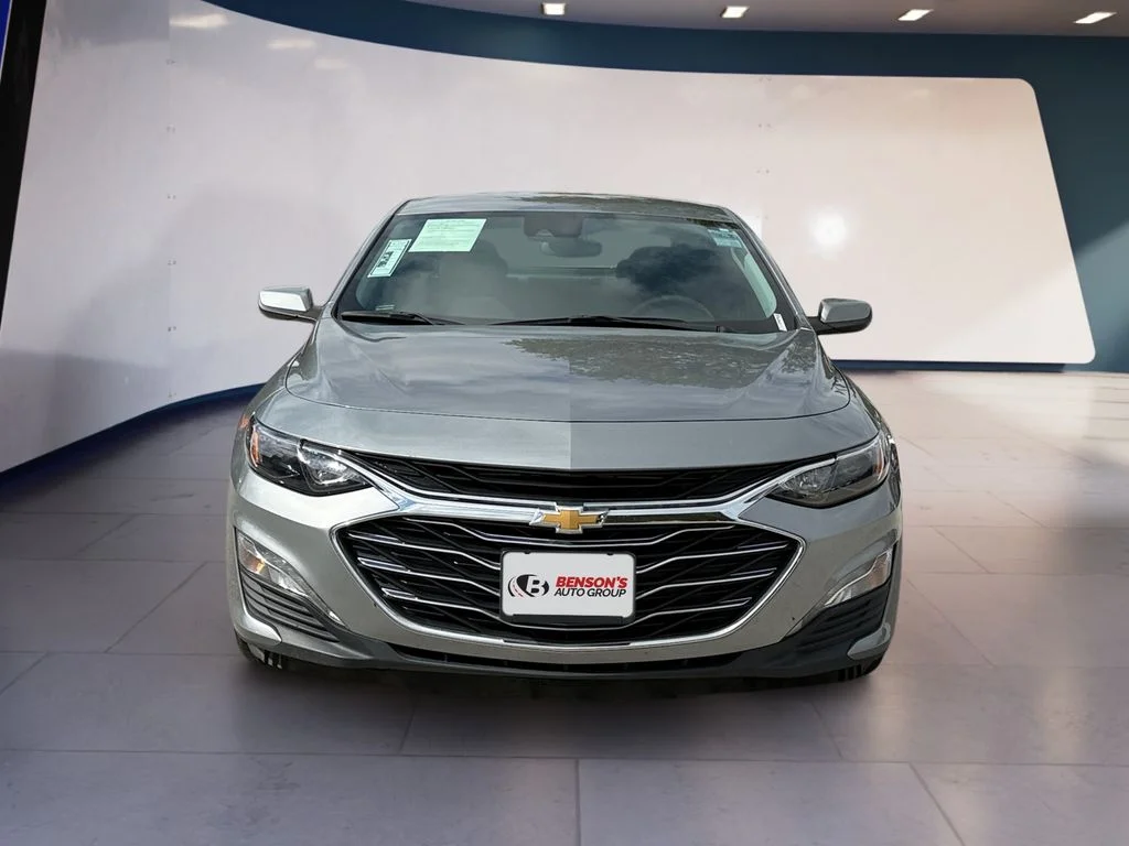 Used 2024 Gray Chevrolet LT image 8