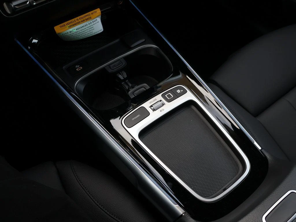 New 2026 Gray Mercedes-Benz GLB 250 image 27