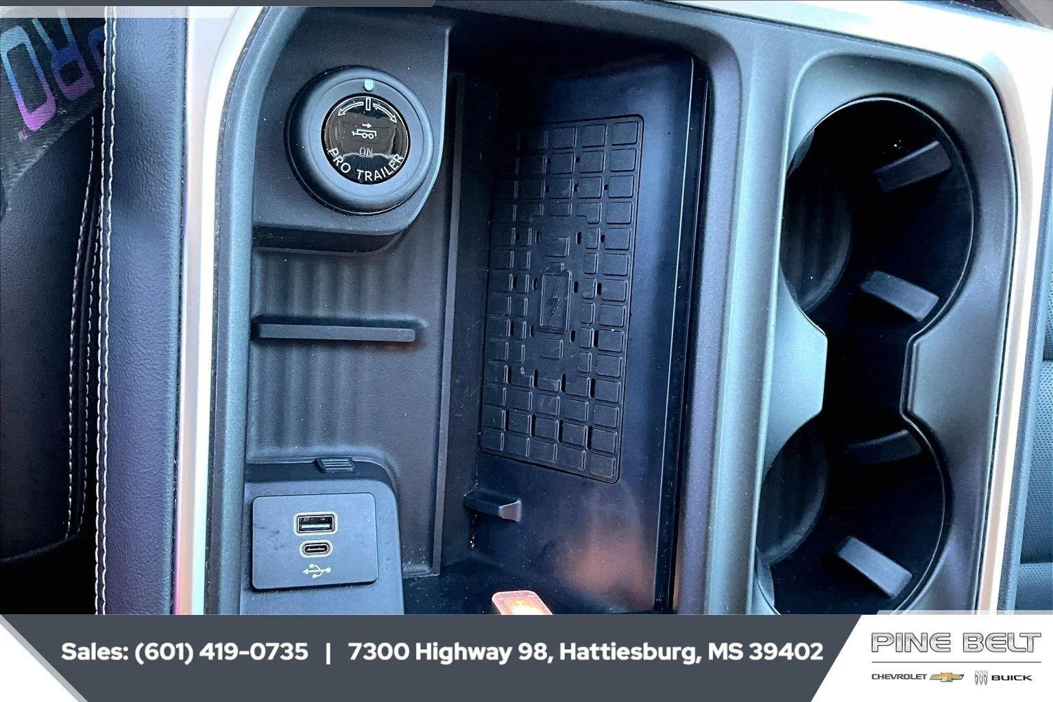 Used 2025 Oxford White Ford Platinum image 24