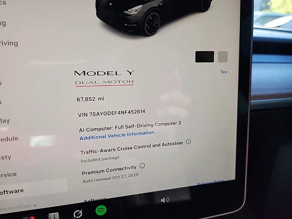 Used 2022 Solid Black Tesla Performance image 5