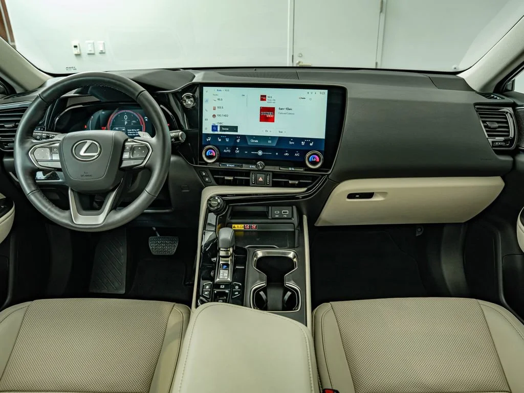 Certified Used 2026 WHITE NOVA GLASS FLAKE Lexus 350 Luxury image 29