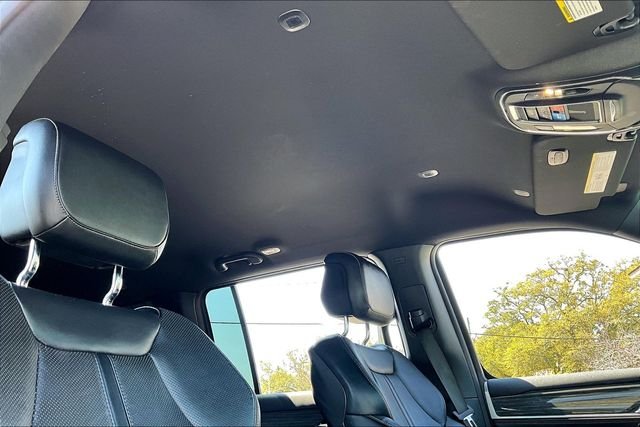 Used 2022 White Jeep Series III image 28