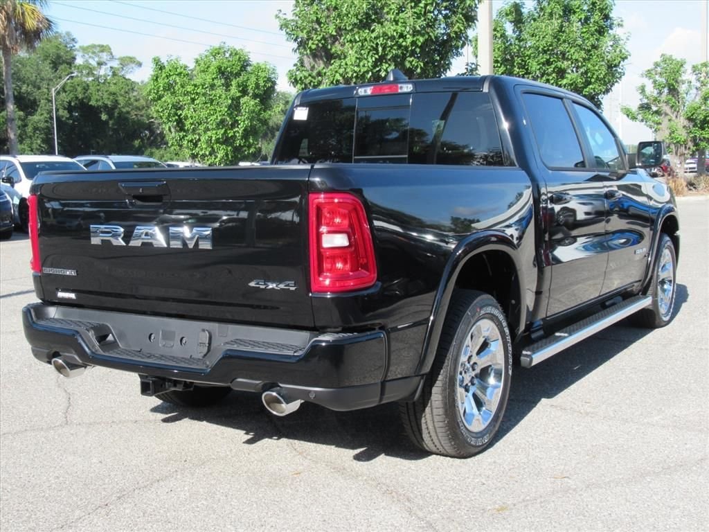 New 2026 Diamond Black Crystal Pearlcoat RAM Big Horn/Lone Star image 7