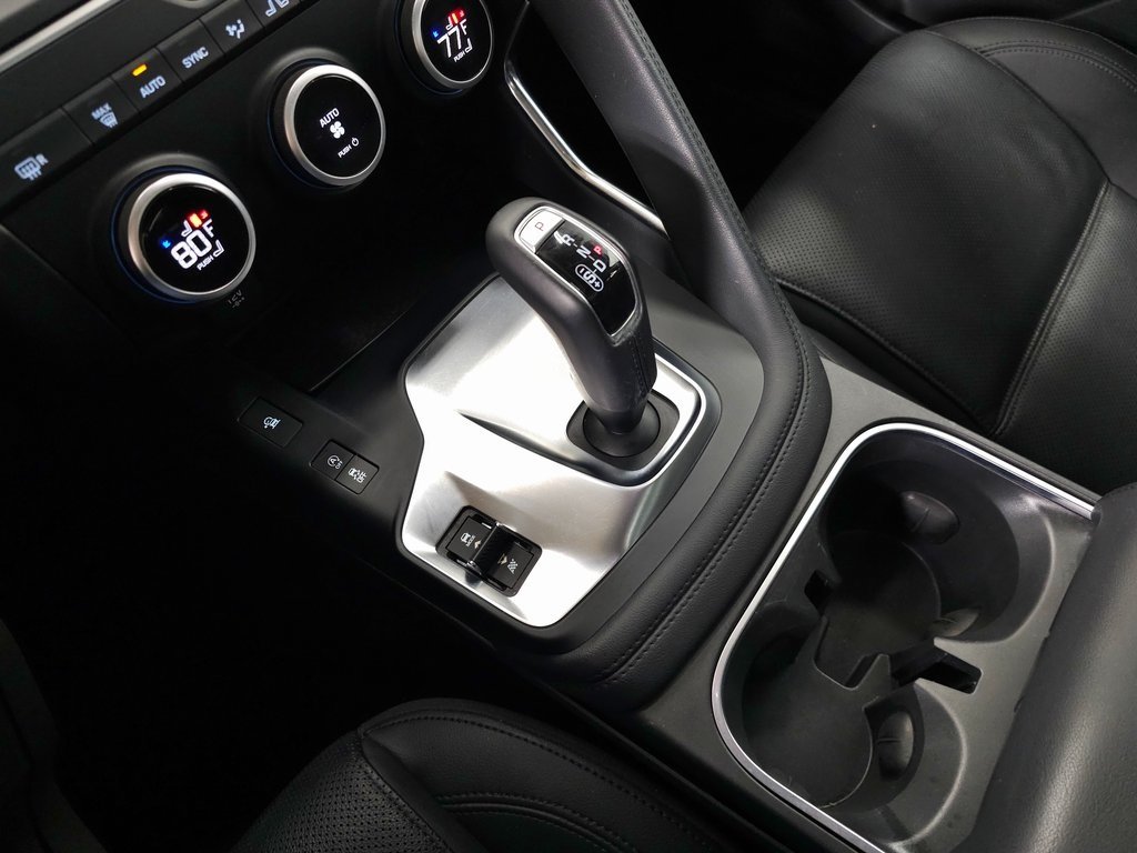 2020 JAGUAR E-PACE - Image 29