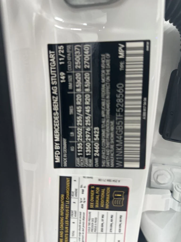 Used 2026 White Mercedes-Benz GLC 300 image 33