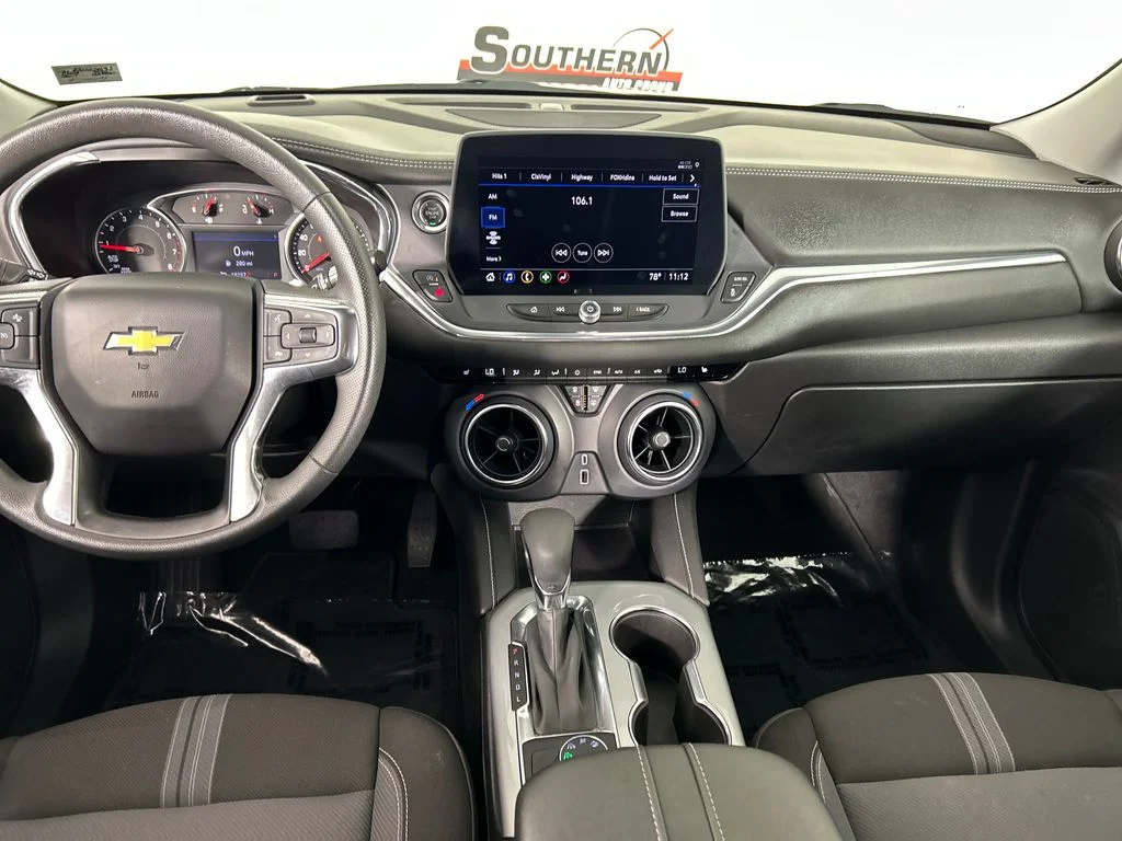 Used 2025 Gray Chevrolet LT image 18
