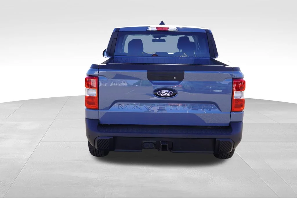 New 2026 Gray Ford XLT image 4