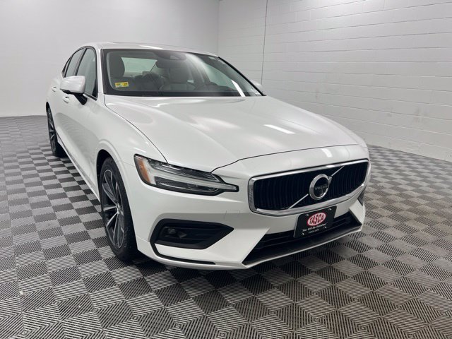 2021 Volvo S60 T5 Momentum