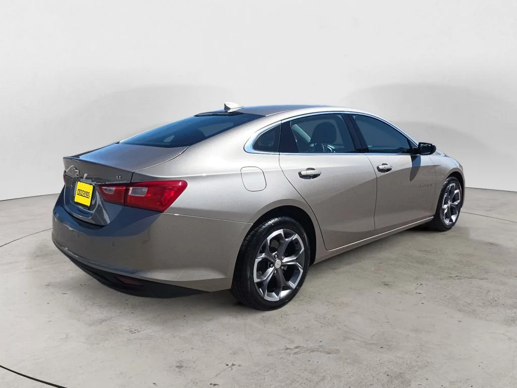 Used 2024 Gray Chevrolet LT image 5