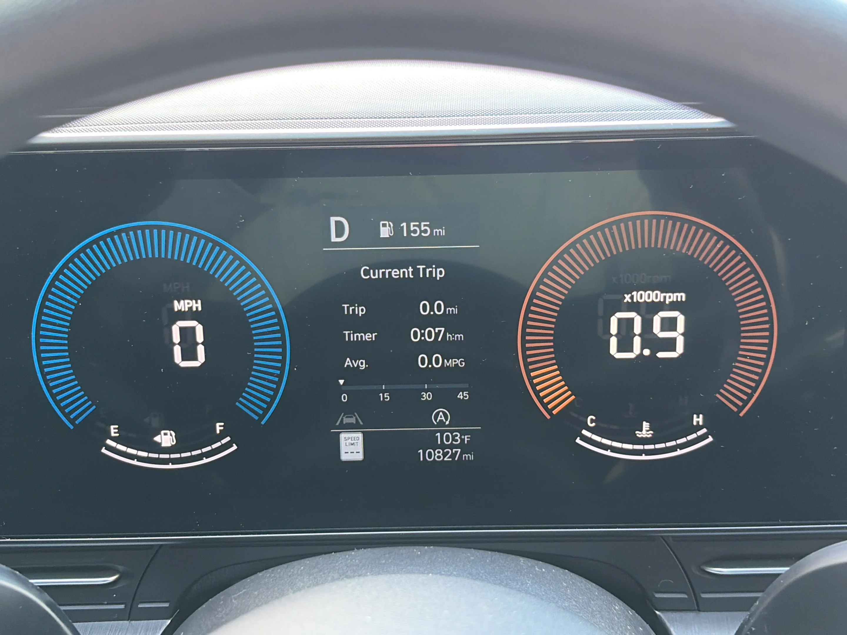 Used 2024 Neoteric Yellow Hyundai SE image 24
