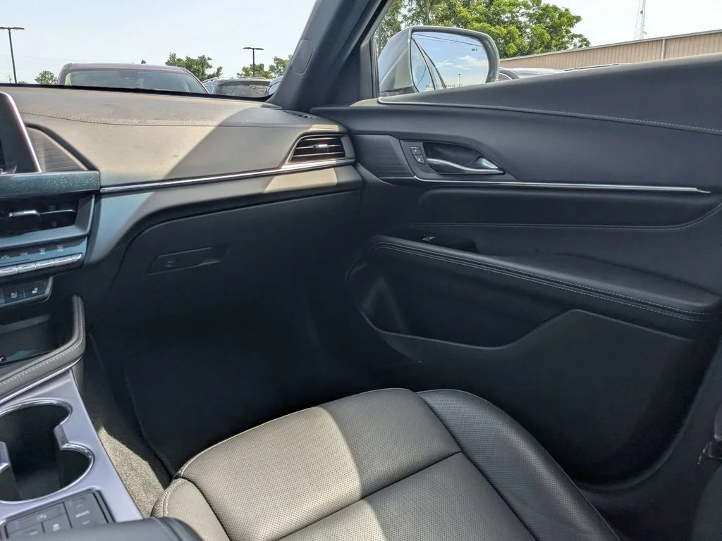 Used 2023 Silver Cadillac Premium Luxury image 15