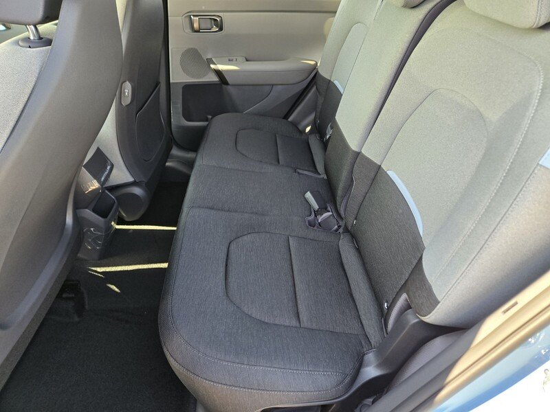New 2027 Frost Blue / Black Roof Kia S image 7