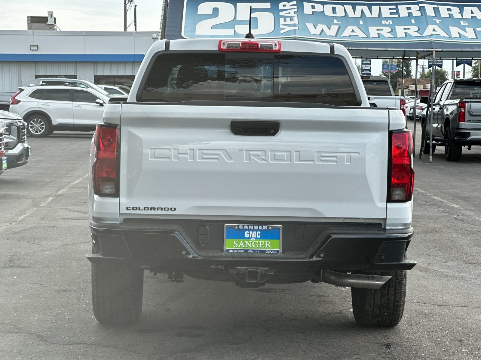 2026 Chevrolet Colorado WT view 5