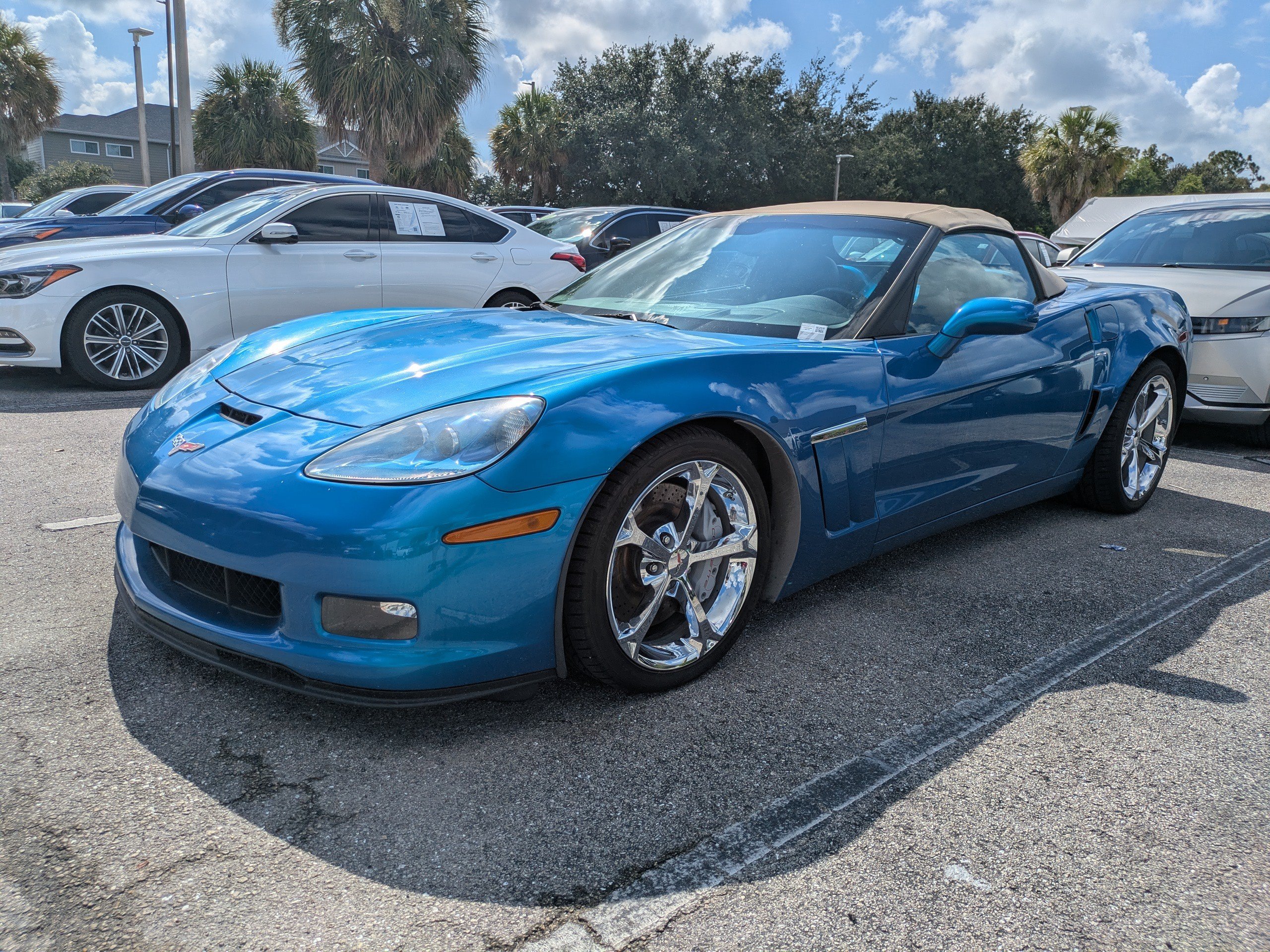 Used 2011 Jetstream Blue Metallic Tintcoat Chevrolet Z16 Grand Sport w/4LT image 9