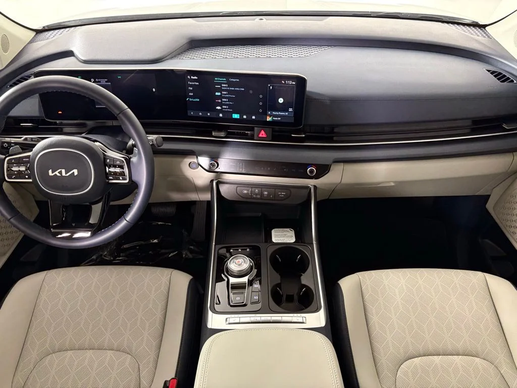 New 2026 Ceramic Silver Kia EX image 33