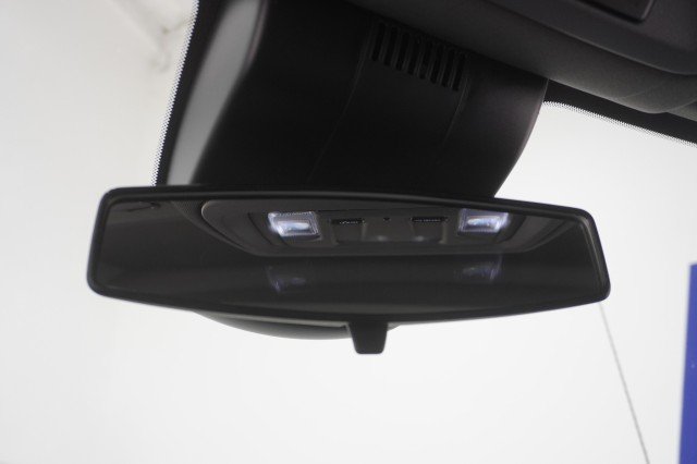 New 2026 Summit White GMC SLE image 32