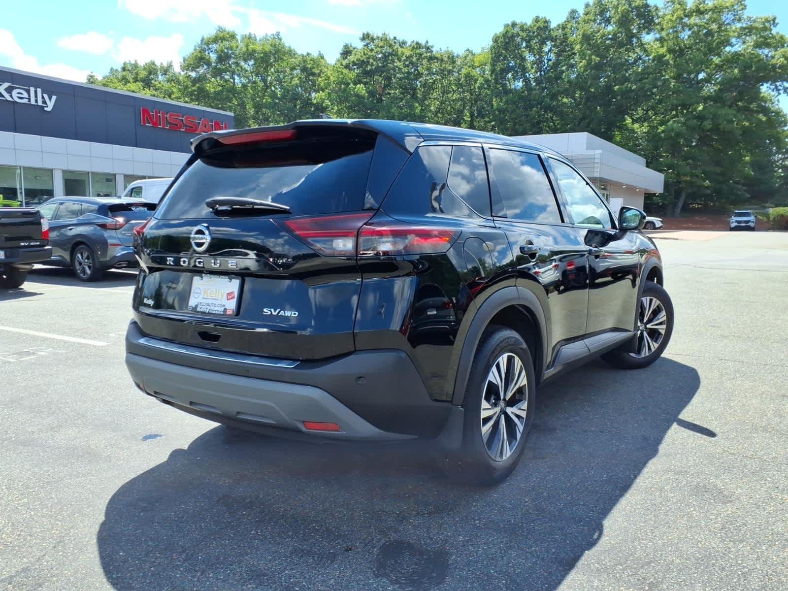 Certified Used 2021 Super Black Nissan SV image 5