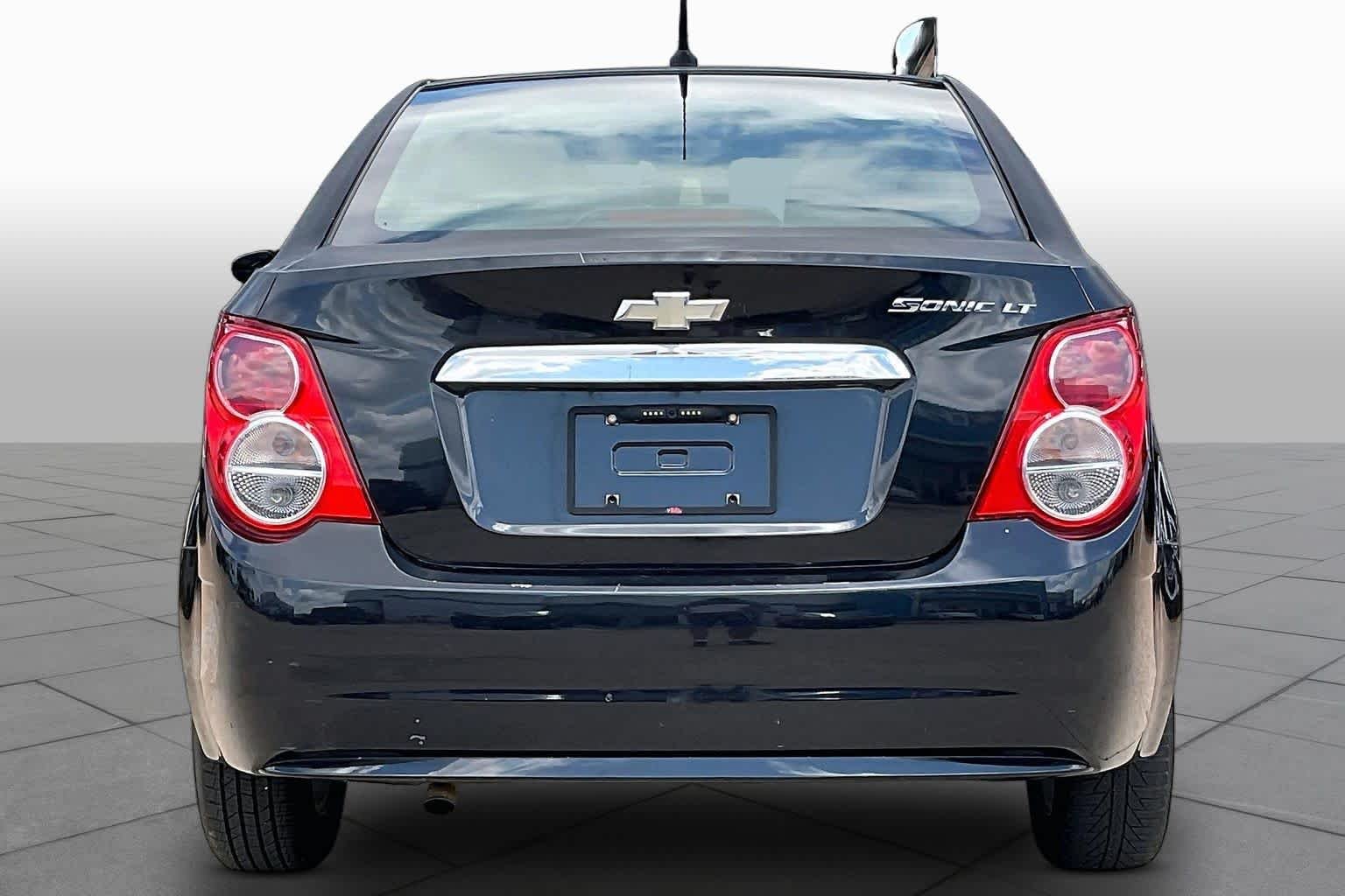 Used 2013 Black Granite Metallic Chevrolet LT image 4