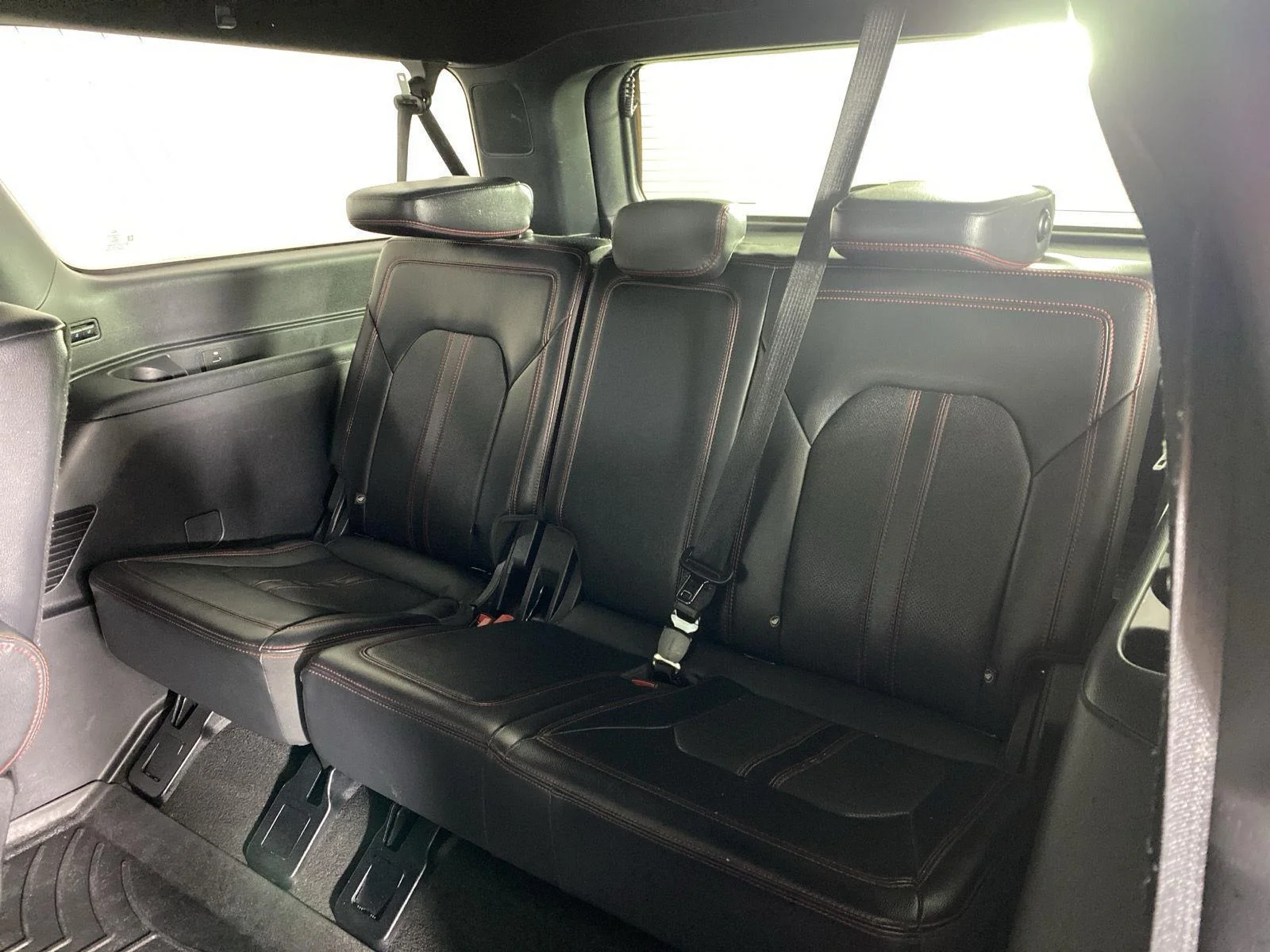Used 2024 Oxford White Ford Limited image 37