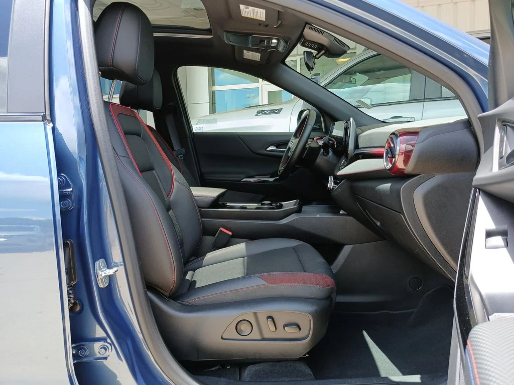 Used 2025 Blue Chevrolet RS image 29
