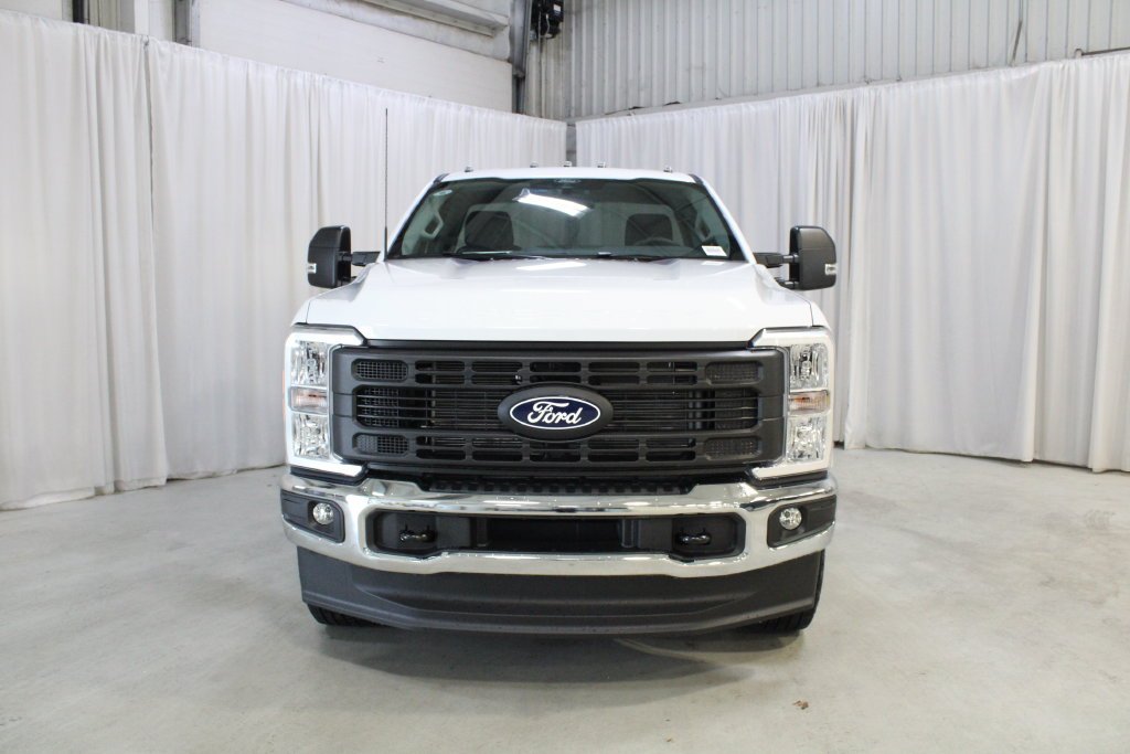 New 2027 Oxford White Ford XL image 34