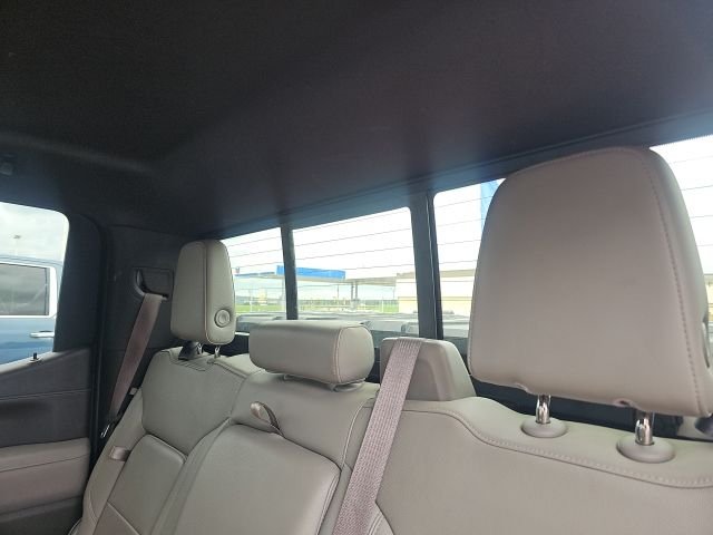 Used 2022 White Chevrolet LTZ image 16