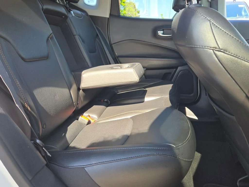Used 2020 White Jeep Limited image 10