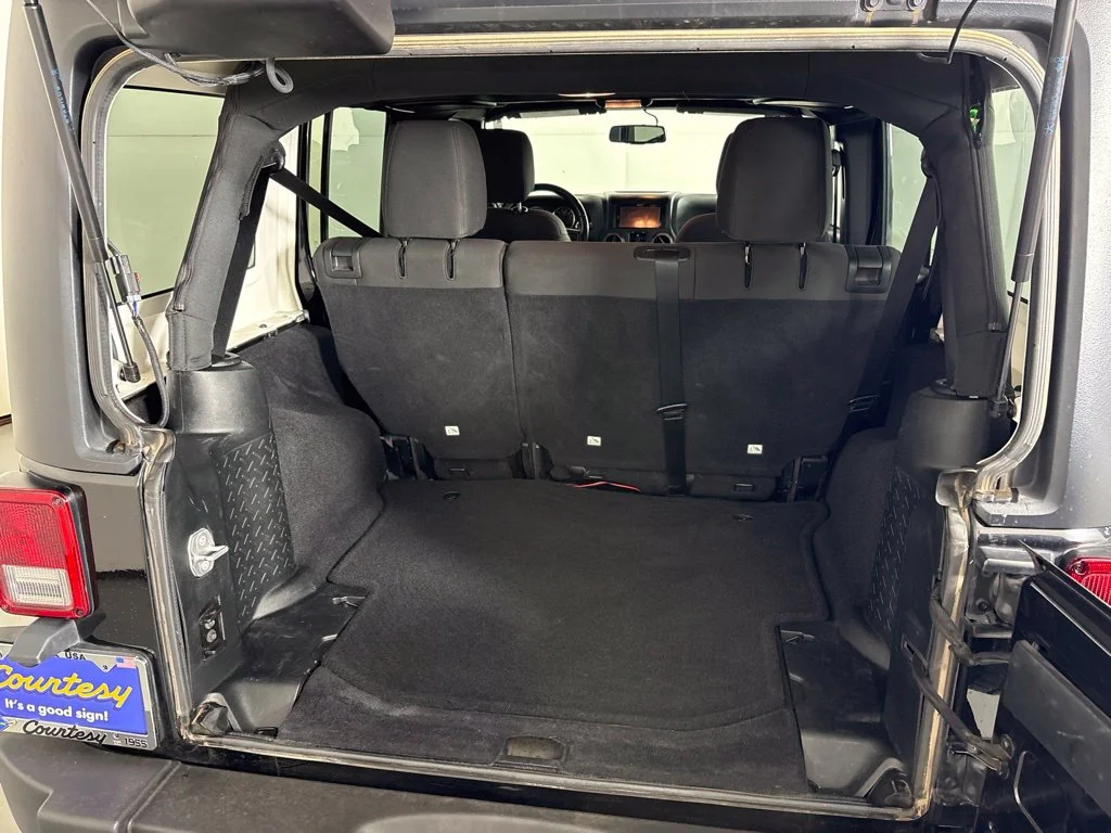 Used 2018 Black Jeep Unlimited Sport image 18