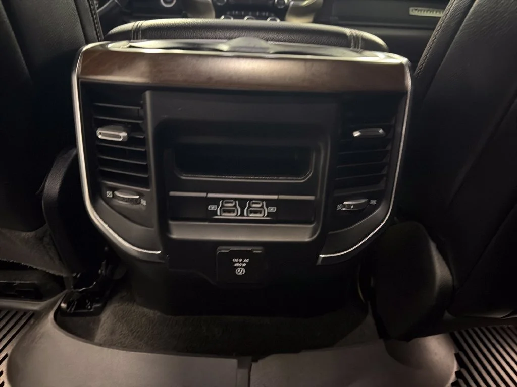 Used 2022 Delmonico Red Pea Ram Laramie image 13