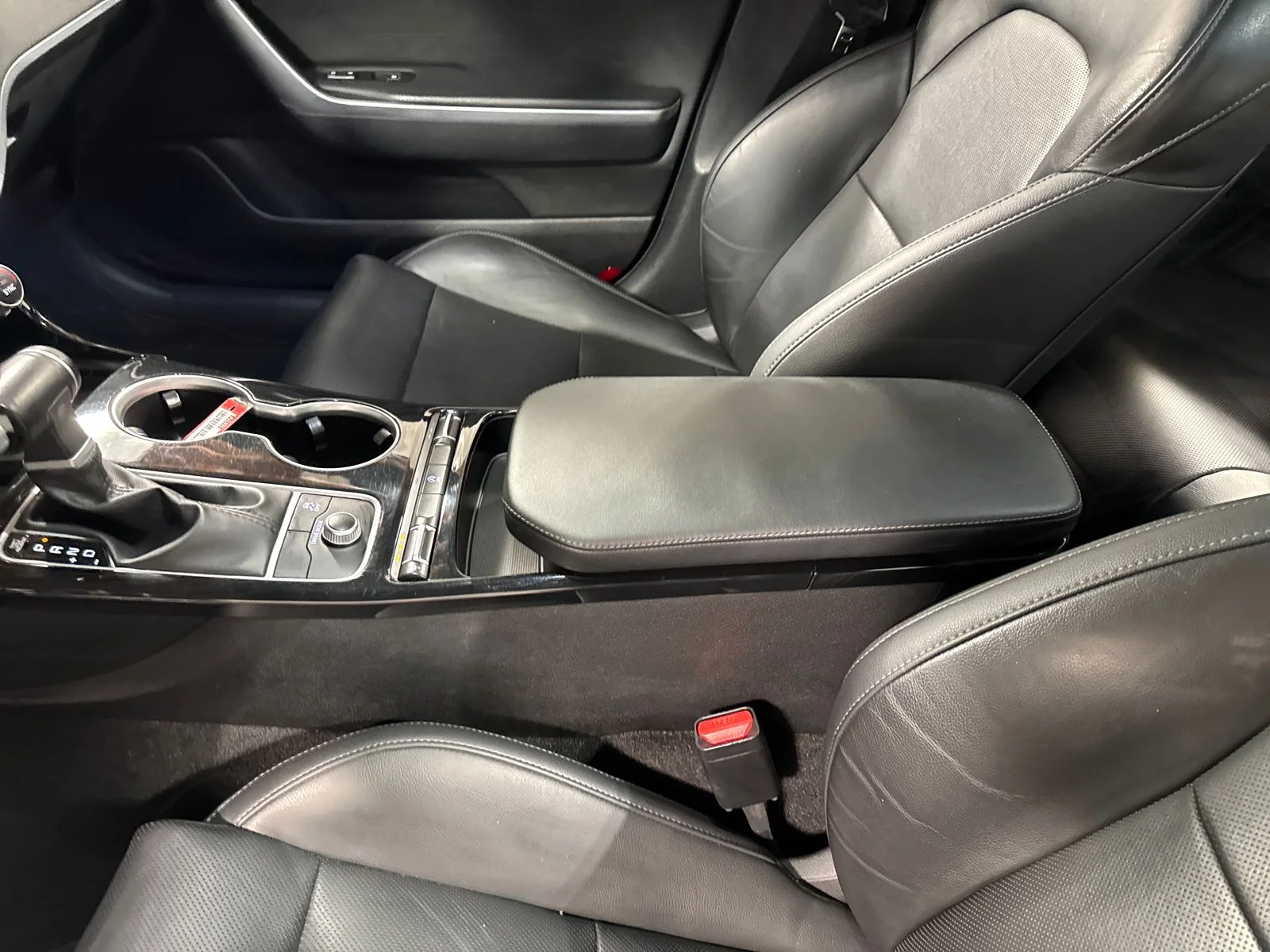 Used 2020 Panthera Metal Kia GT-Line image 25