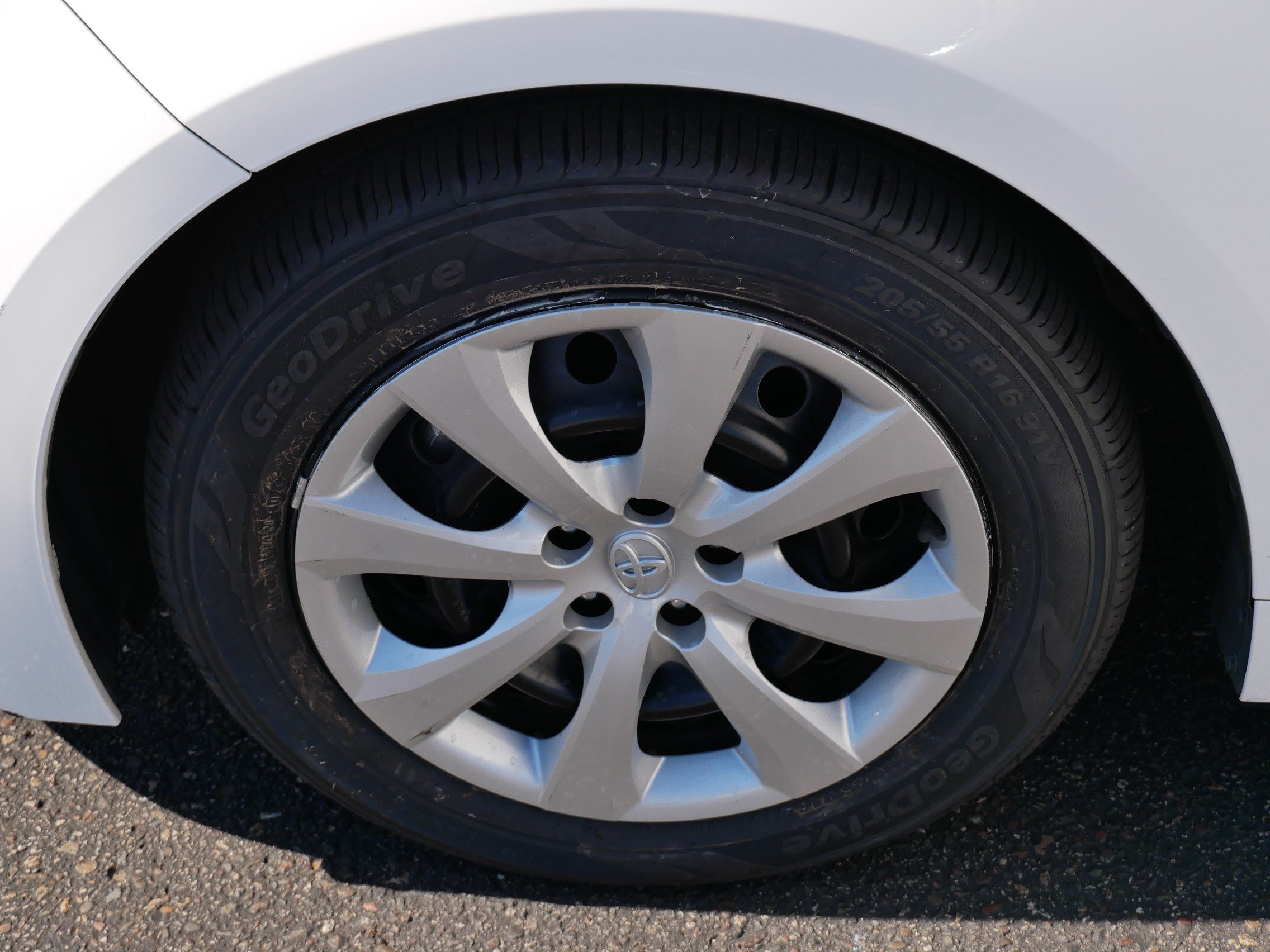 Certified Used 2024 Ice Cap Toyota LE image 15
