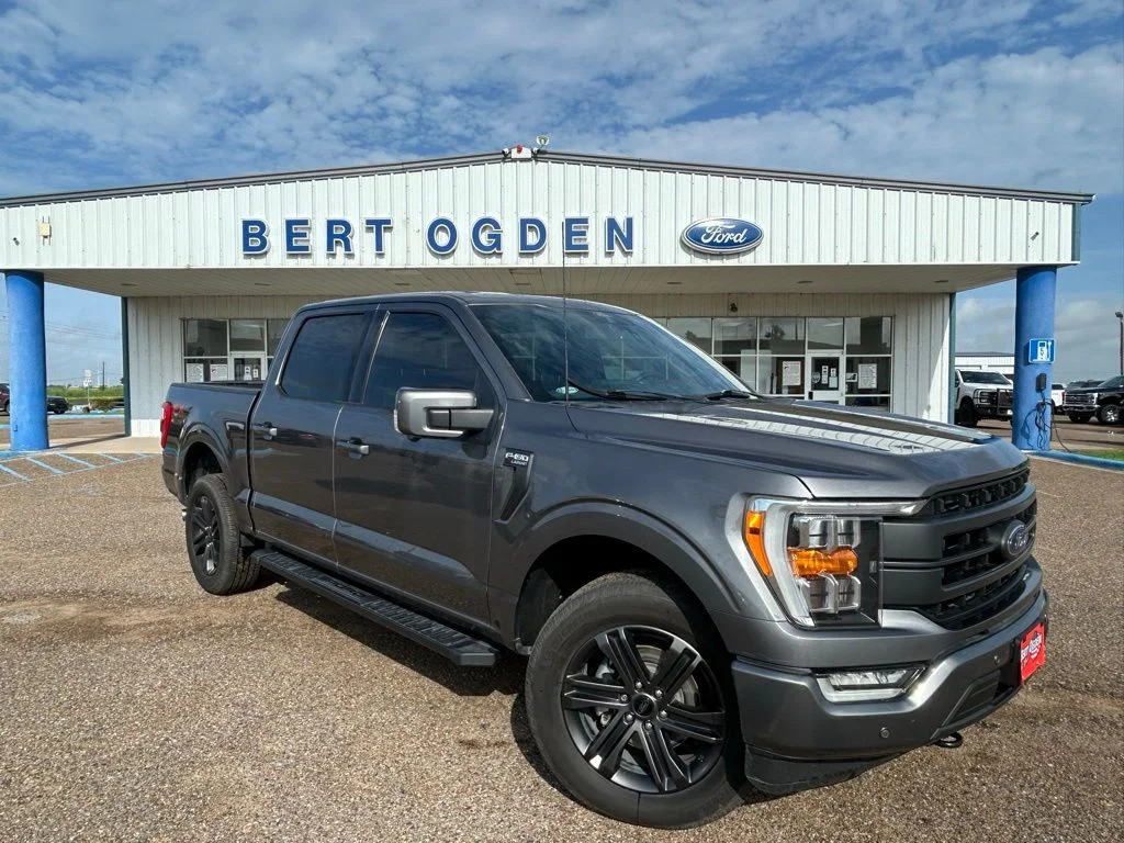 Used 2022 Gray Ford Lariat image 1
