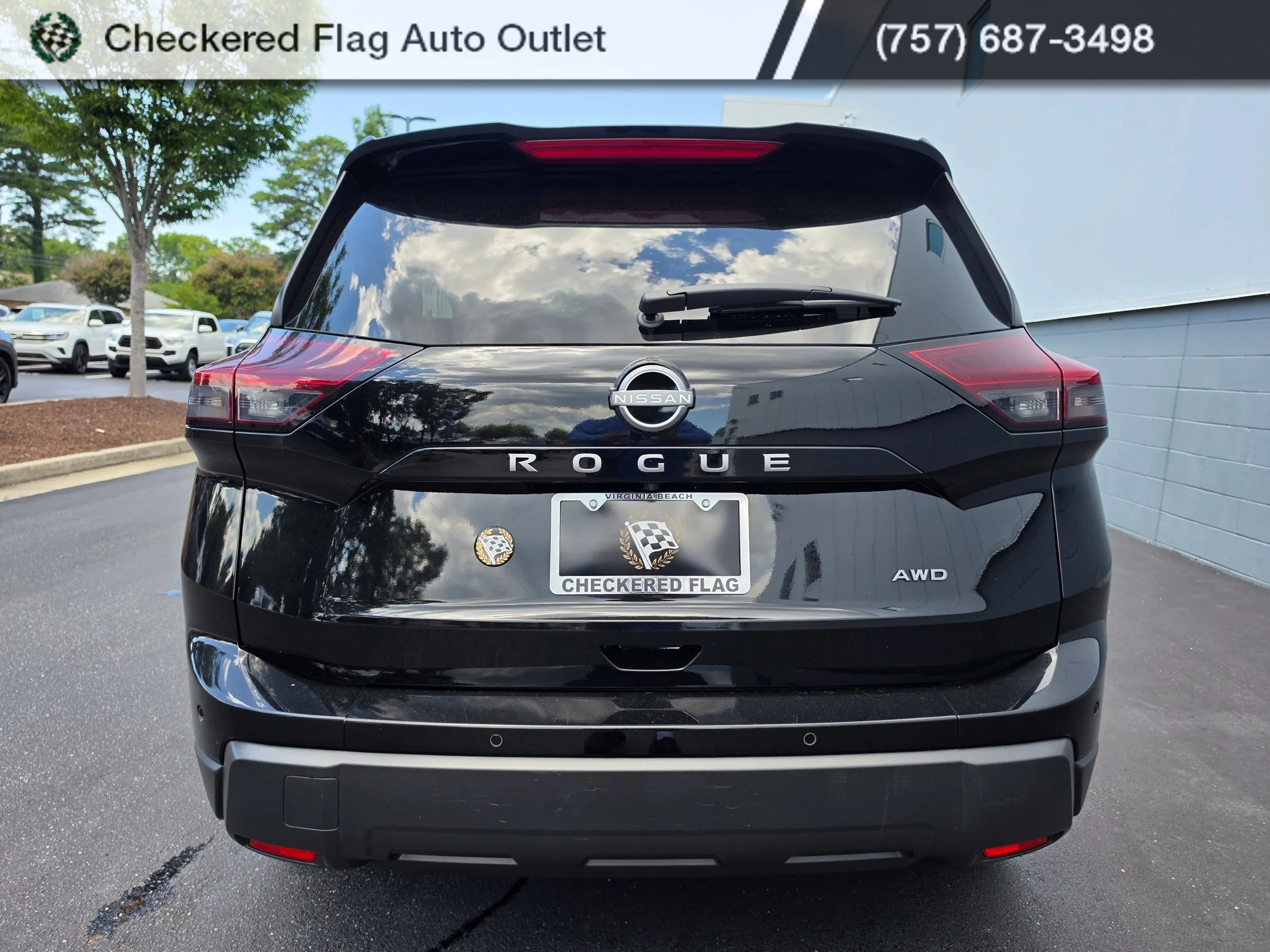 Used 2026 Super Black Nissan SV image 4