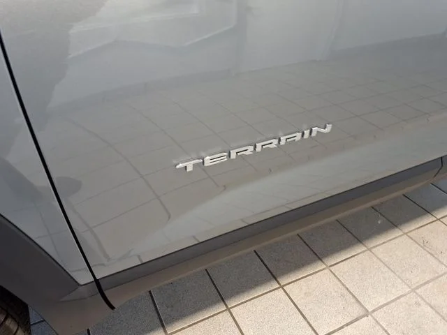 Used 2026 Sterling Metallic GMC Elevation image 6