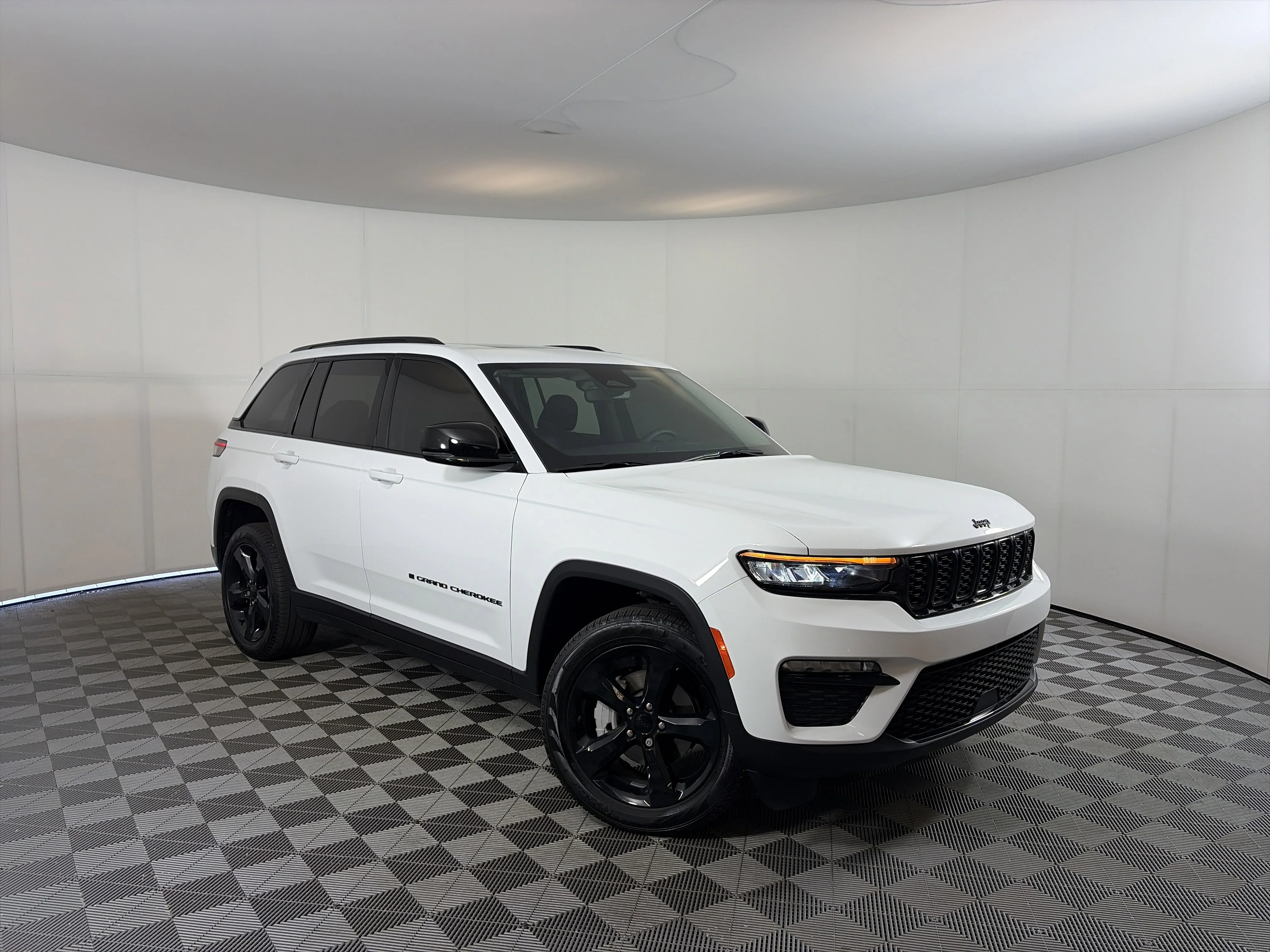 2024 Jeep Grand Cherokee Limited 4x4's photo