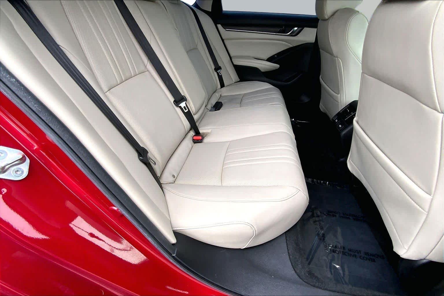 Used 2021 Radiant Red Metallic Honda EX-L image 19