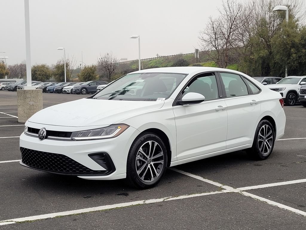 New 2026 White Volkswagen 1.5T Sport image 9