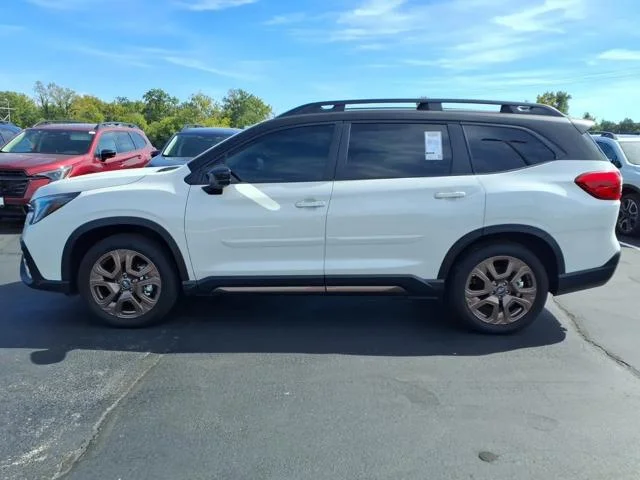 New 2026 CRYSTAL WHITE PEARL Subaru Limited Bronze Edition 7-Passenger image 3