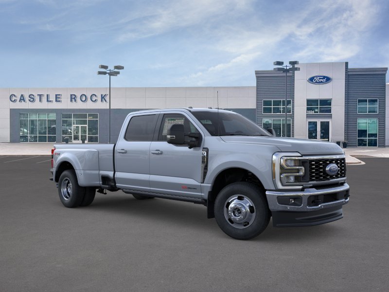 New 2026 Glacier Gray Metallic Tri-Coat Ford F-350® Lariat® image 7