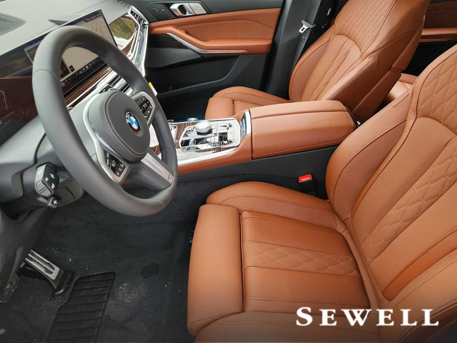 New 2027 Dravit Grey Metallic BMW xDrive40i image 4
