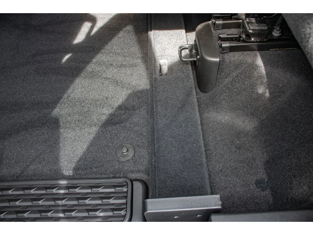 New 2026 Bright White Clearcoat Ram Laramie image 39