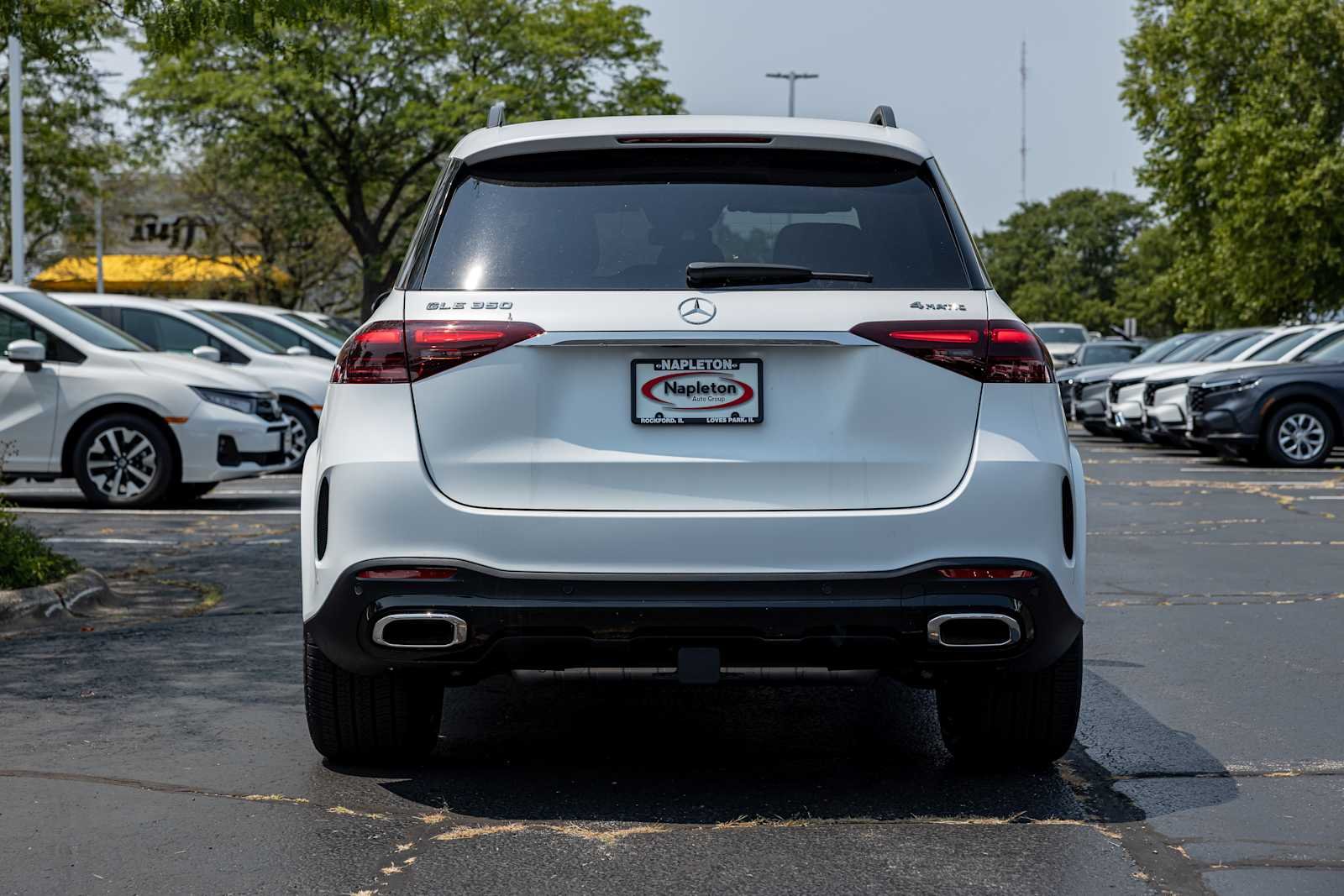 New 2026 MANUFAKTUR Moonlight White Magno Mercedes-Benz GLE 350 image 4