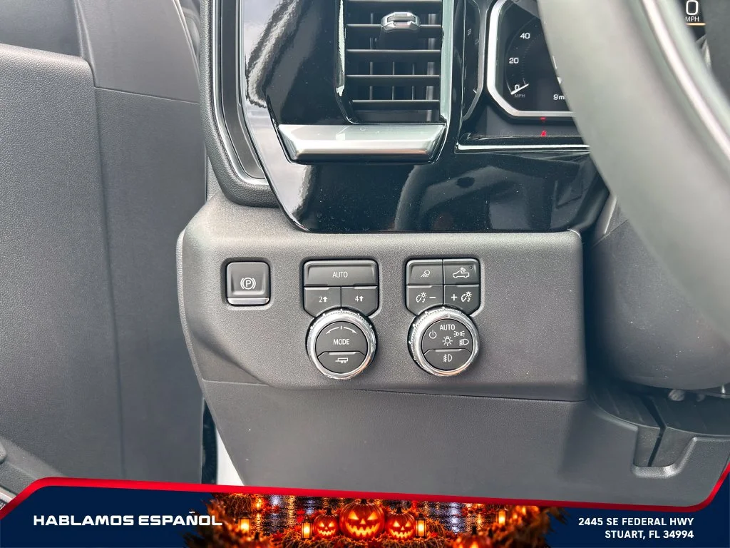 New 2026 Summit White GMC Elevation image 19