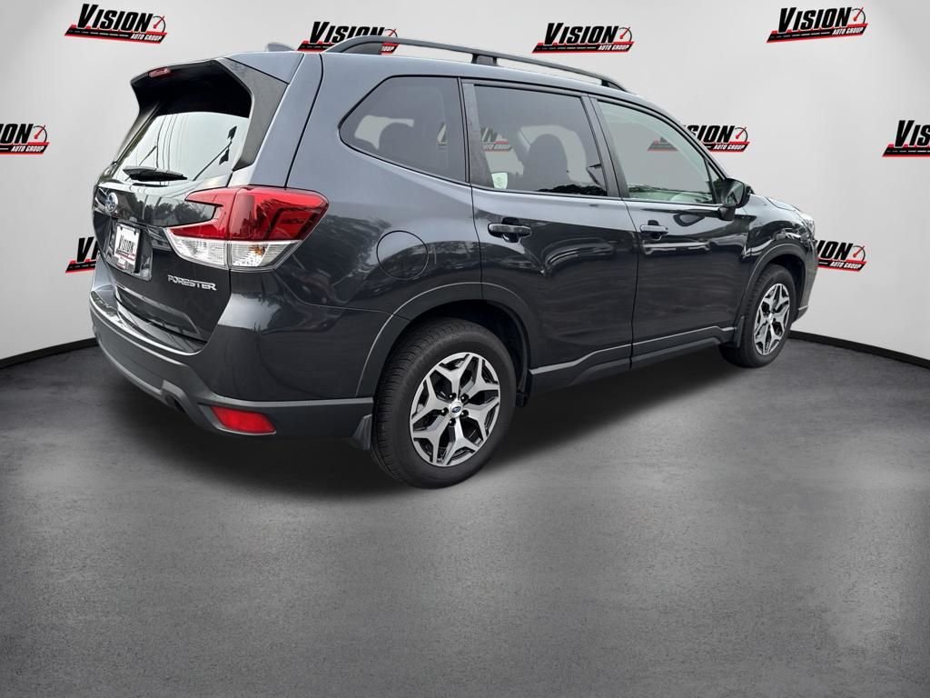 Used 2019 Gray Subaru Premium image 5