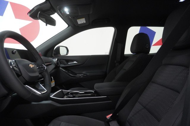 2027 Chevrolet Equinox LT - Photo 15
