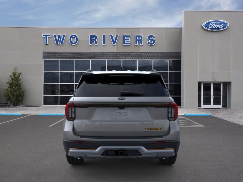 New 2026 Carbonized Gray Metallic Ford Tremor® image 5
