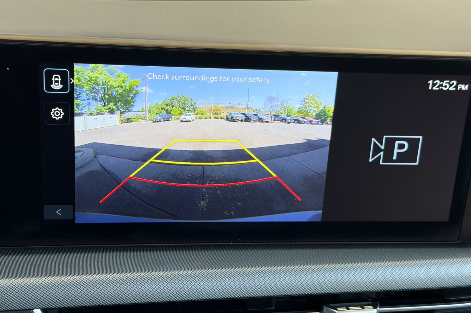 Used 2025 Portofino Gray Hyundai SEL image 18